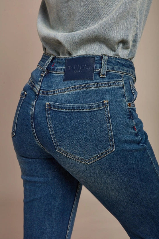 Jeans bootcut scuri