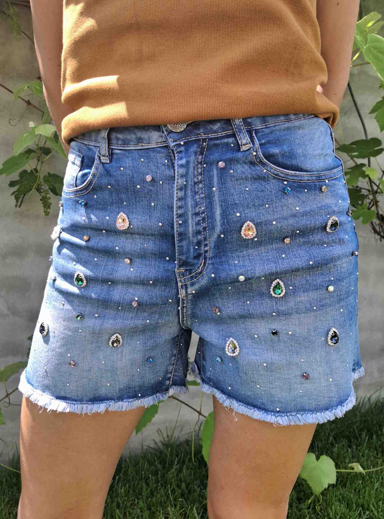 Shorts denim con pietre
