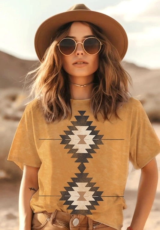 T-shirt con stampa Navajo