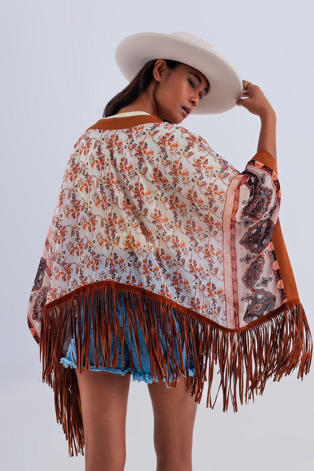 Kimono con frange